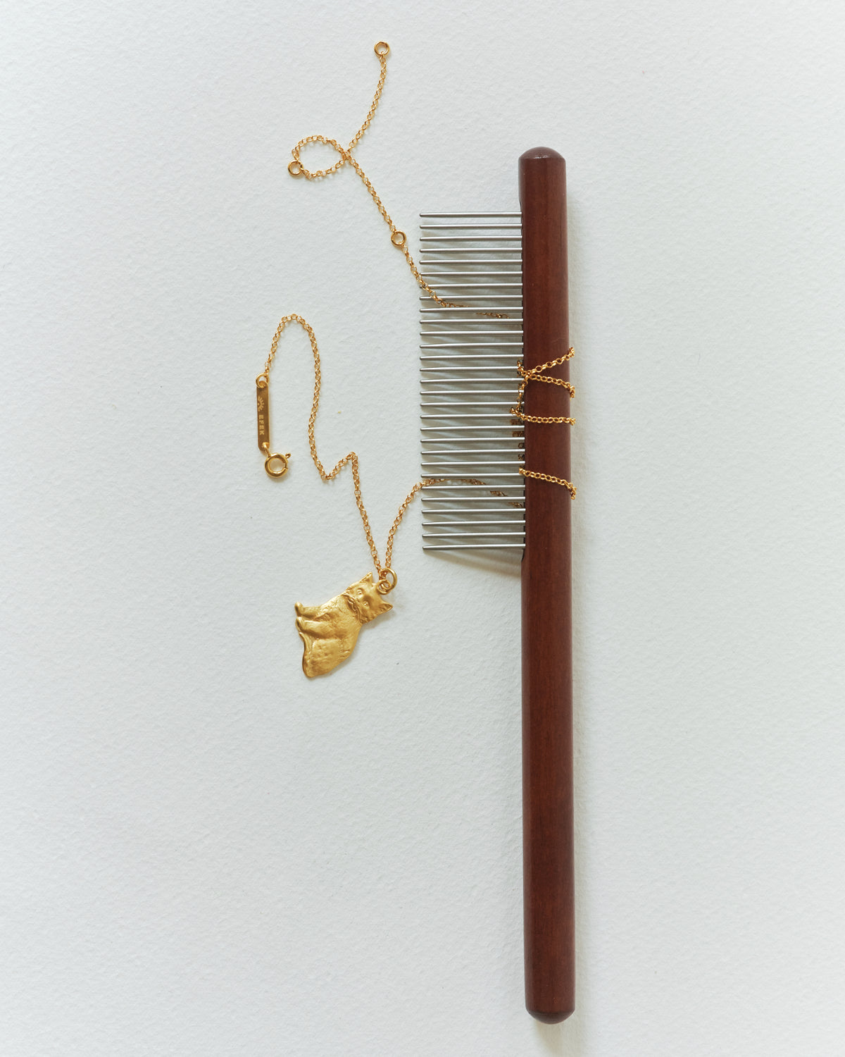 BONCUK cat pendant in a still life from EFEK’s Cats of Istanbul collection